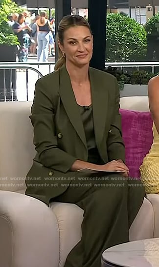 Erin Andrews’s green blazer and pant suit on Today