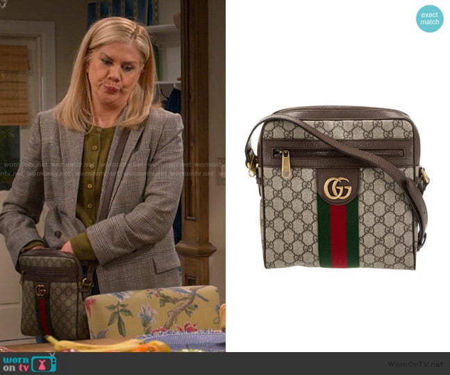 Gucci Cross Body Bag worn by Carol (Kristen Johnston) on Leanne