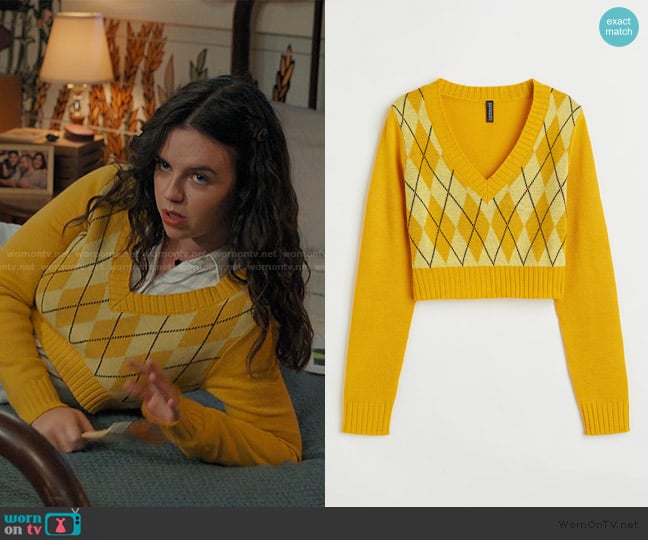 H&M Argyle Sweater worn by Grace (Ellie O’Brien) on My Life with the Walter Boys