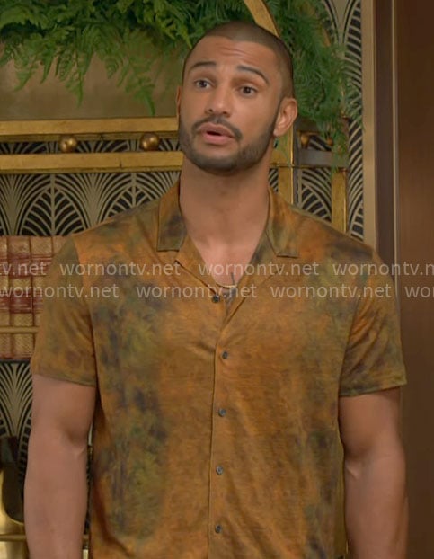 Holden’s rust orange shirt on The Young and the Restless