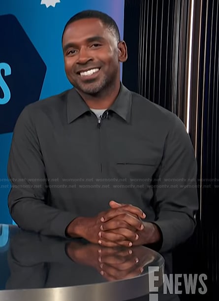 Justin's black shirt on E! News