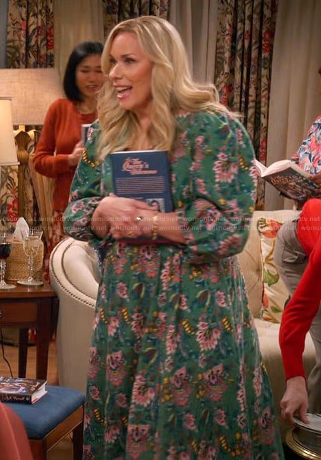 Leanne's green floral print dress on Leanne