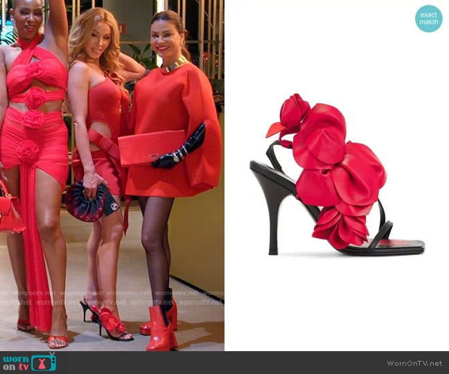 Magda Butrym Oversized Flower Sandal worn by Lisa Hochstein (Lisa Hochstein) on The Real Housewives of Miami