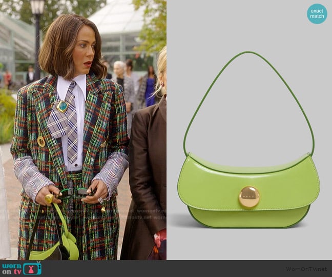 Marni Small butterfly hobo bag in Green worn by Lisa Todd Wexley (Nicole Ari Parker) on And Just Like That