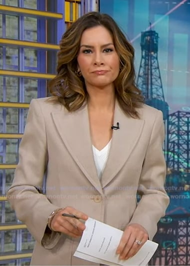 Rebecca's beige patch pocket blazer and pants on Good Morning America