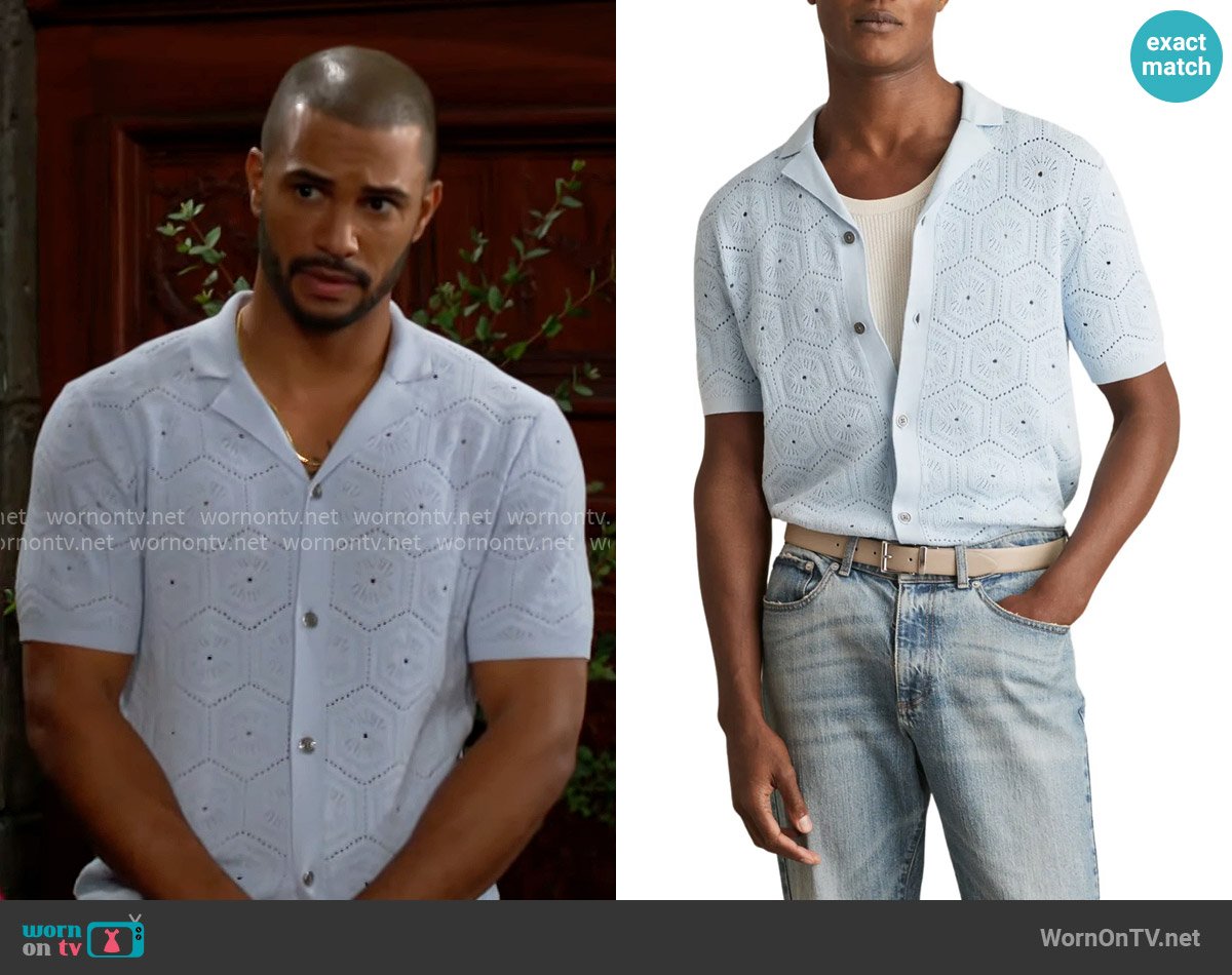 Holden’s light blue crochet shirt on The Young and the Restless