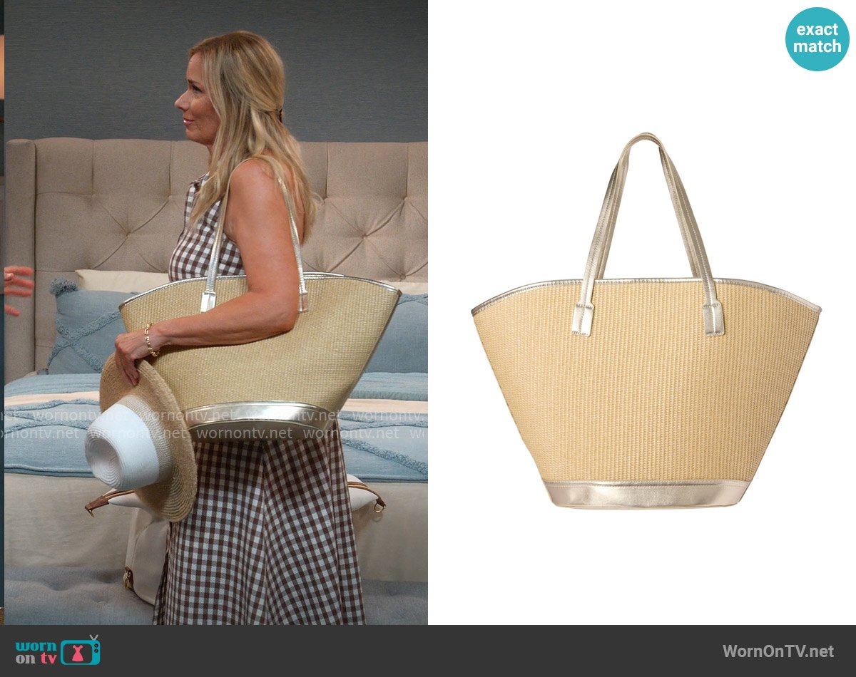 Shiraleah Maddie Tote Bag worn by Leanne Murphy (Leanne Morgan) on Leanne