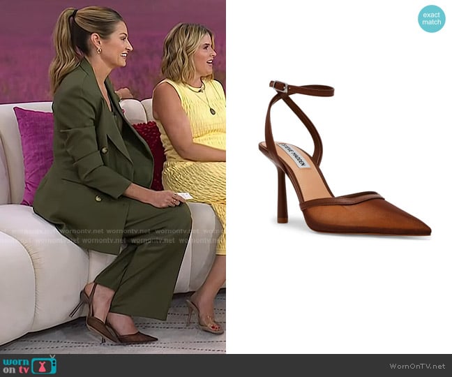 Erin Andrews’s brown mesh pumps on Today
