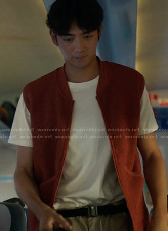 Steve’s red fleece vest on The Summer I Turned Pretty