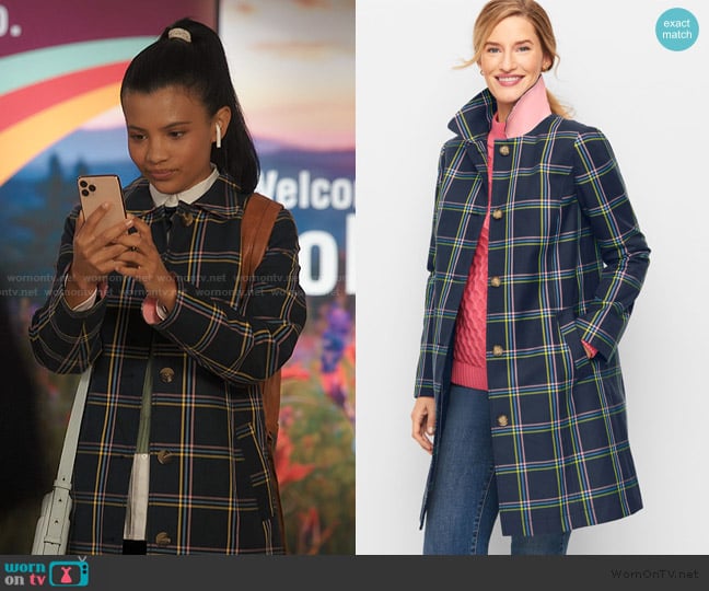 Talbots Plaid A_Line Mac worn by Jackie Howard (Nikki Rodriguez) on My Life with the Walter Boys