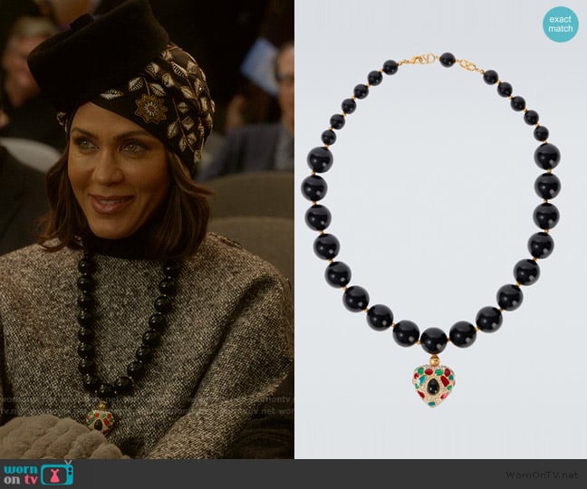 Valentino Garavani Coeur Royal necklace worn by Lisa Todd Wexley (Nicole Ari Parker) on And Just Like That