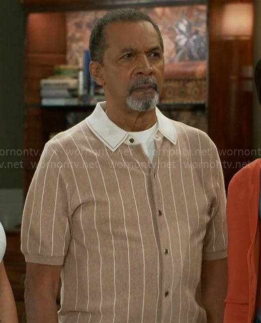 Vernon's beige striped shirt on Beyond the Gates