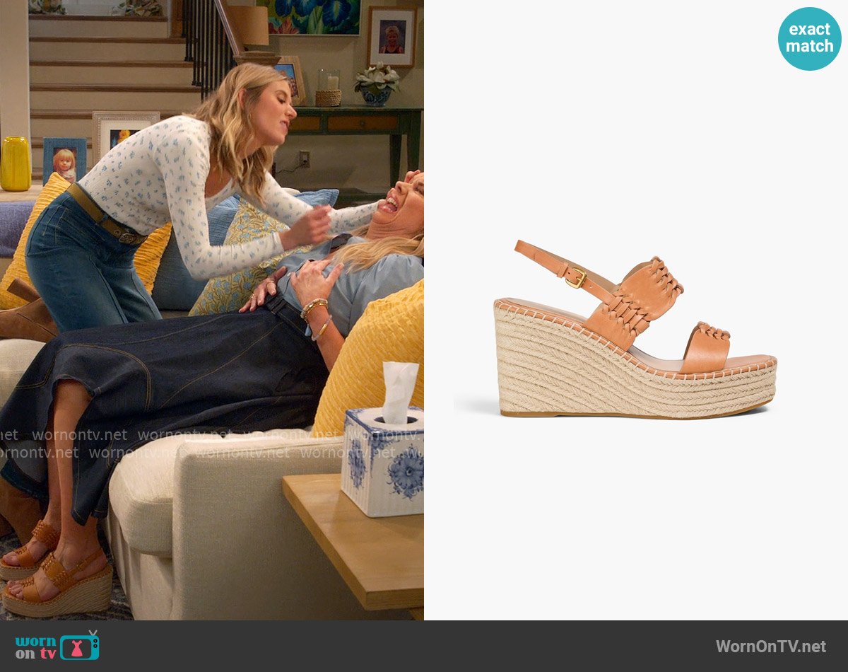 Veronica Beard Riya leather espadrille wedge sandals worn by Leanne Murphy (Leanne Morgan) on Leanne