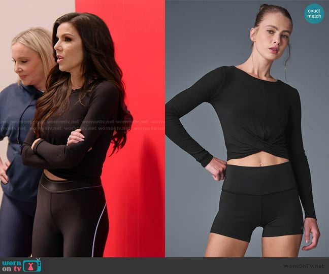Alo Cover Long Sleeve Top worn by Heather Dubrow on The Real Housewives of Orange County