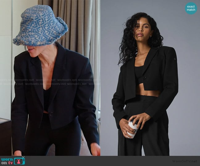 Alo Cropped First-Class Blazer worn by Heather Dubrow on The Real Housewives of Orange County