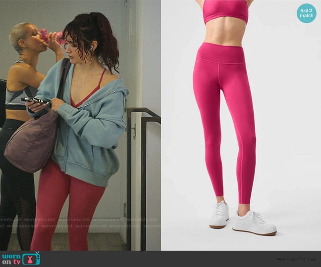Alo High-Waist Airlift Legging in Pink Summer Crush worn by Cherry Laine (Olivia Cooke) on The Girlfriend