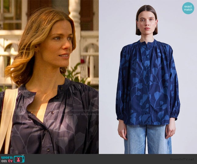 Apiece Apart Oro Top in Indigo Trellis worn by Hannah Cooper (Brooklyn Decker) on The Runarounds