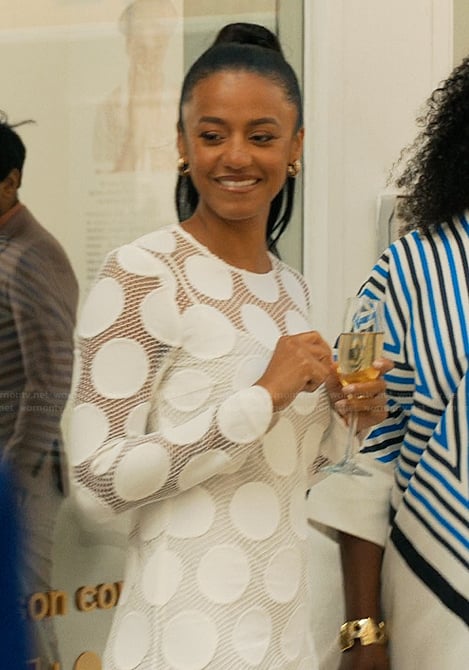 Bridgette's white embroidered dress on The Girlfriend