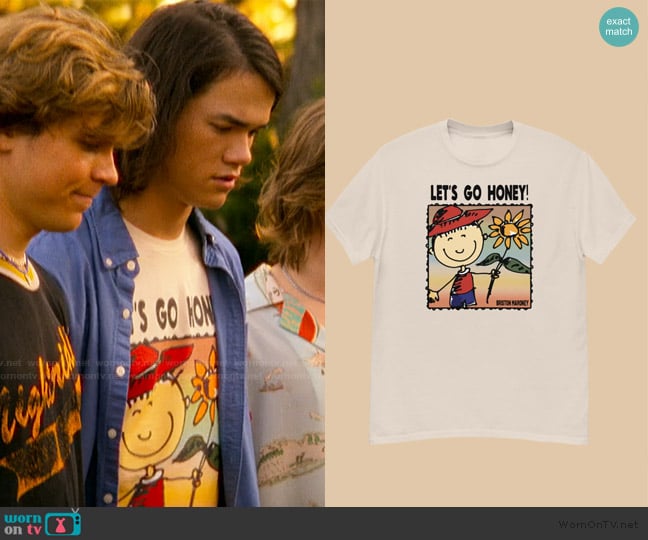 Briston Maroney Let's Go Honey Tee worn by Topher Park (Jeremy Yun) on The Runarounds