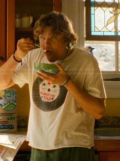 Charlie's white graphic tee on The Runarounds