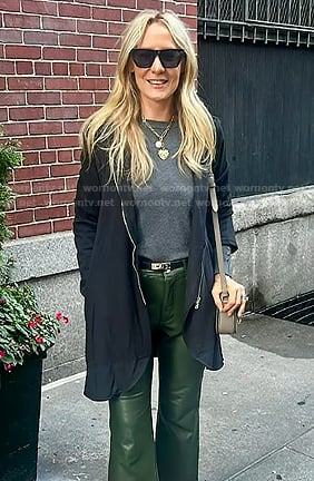 Chassie’s black zip up hoodie jacket on Today