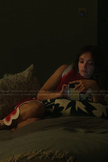 Cherry’s red scalloped hem dress on The Girlfriend
