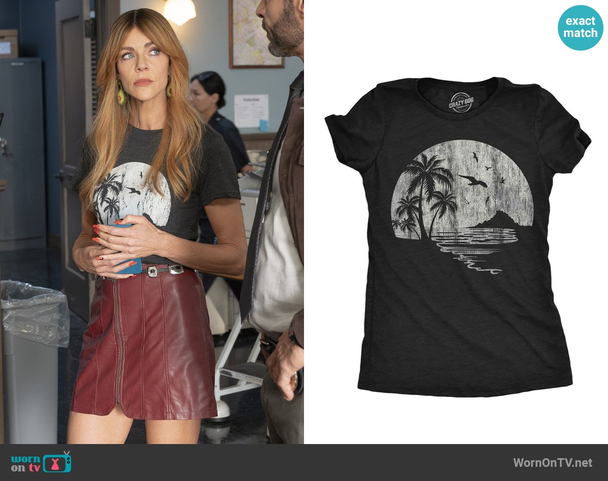 Crazy Dog Moon Beach T-shirt worn by Morgan Gillory (Kaitlin Olson) on High Potential