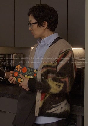 Daniel’s beige printed cardigan on Reasonable Doubt