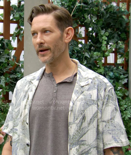 Daniel’s leaf print shirt on The Young and the Restless