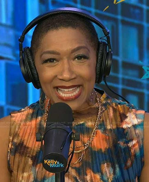 Deja Vu's floral print ribbed dress on Live with Kelly and Mark