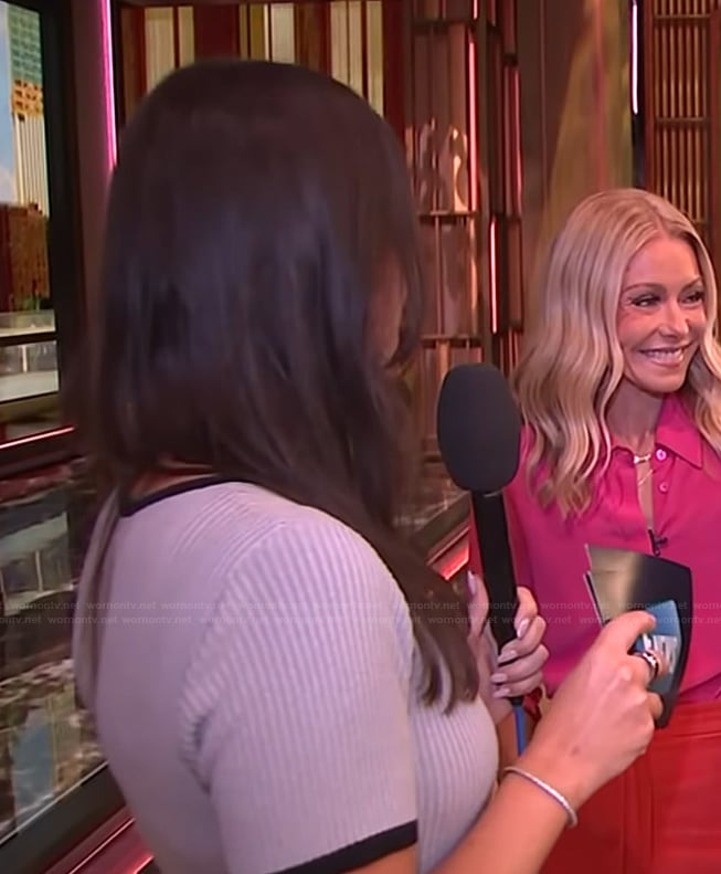 Emily’s gray ribbed dress on E! News