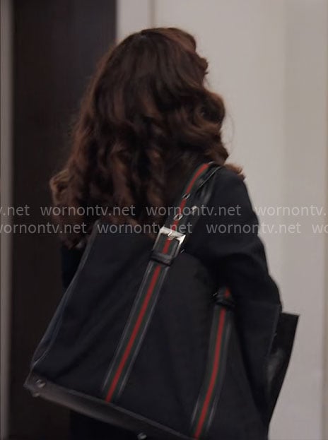 Esmerelda’s stripe tote bag on The Paper