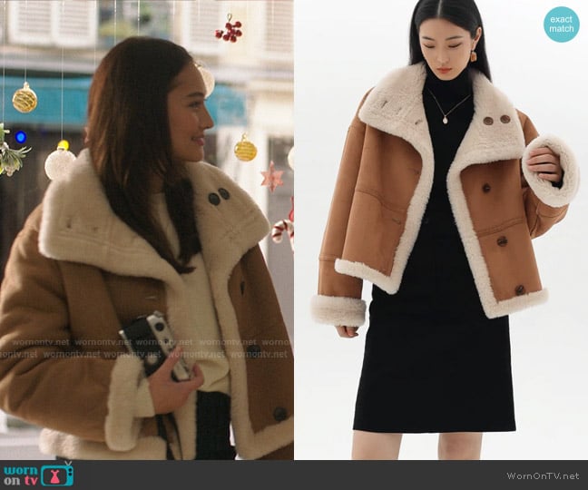 Firelady Fur Reversible Motorcycle Jacket worn by Belly Conklin (Lola Tung) on The Summer I Turned Pretty