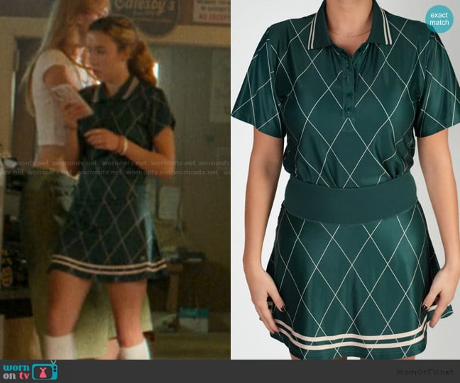 Henslowe Pine Polo worn by Amanda (Kelley Pereira) on The Runarounds