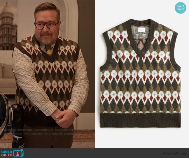 J. Crew Melvin merino wool-blend sweater-vest worn by Howard (Michael Cyril Creighton) on Only Murders in the Building