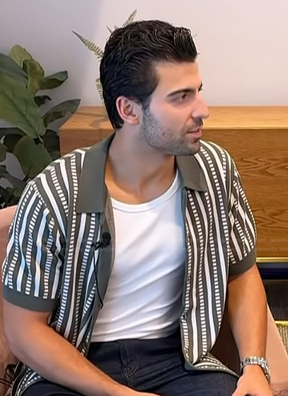 Jan Ravnik’s green striped shirt on Access Hollywood