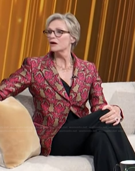 Jane Lynch’s floral print blazer on Access Hollywood