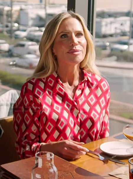 Jenna's pink geometric print blouse on The Real Housewives of Orange County