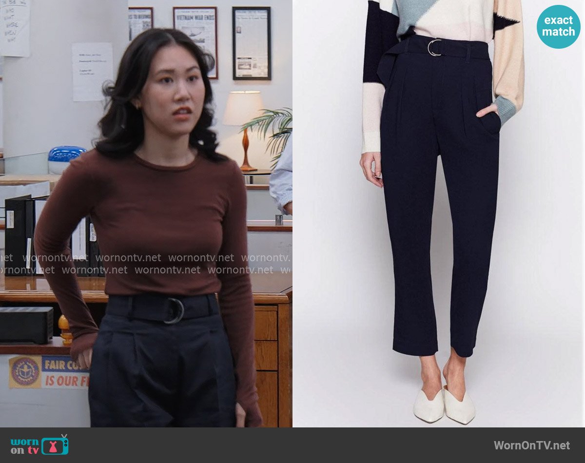 Joie Ienna Pants worn by Nicole Lee (Ramona Young) on The Paper
