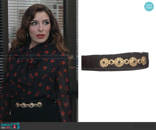 Judith Leiber Crystal Belt worn by Esmeralda Grand (Sabrina Impacciatore) on The Paper