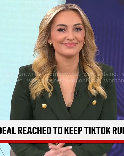 Kelly O'Grady's dark green blazer on CBS Mornings