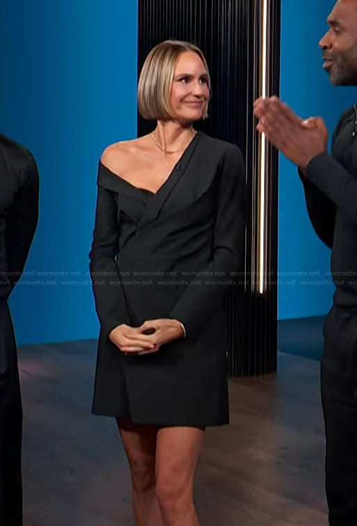 Keltie’s black one off shoulder dress on E! News