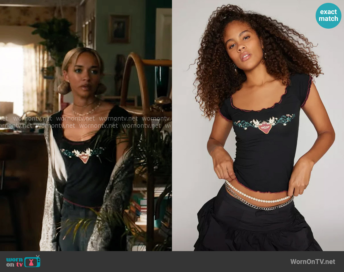 Kimchi Blue at Urban Outfitters Angelica Lettuce Edge Baby Tee worn by Ava (Amirah J) on High Potential