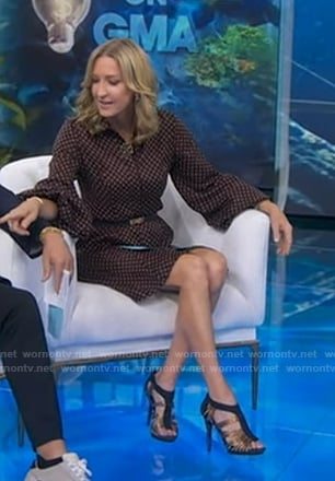 Lara’s black and gold heel sandals on Good Morning America
