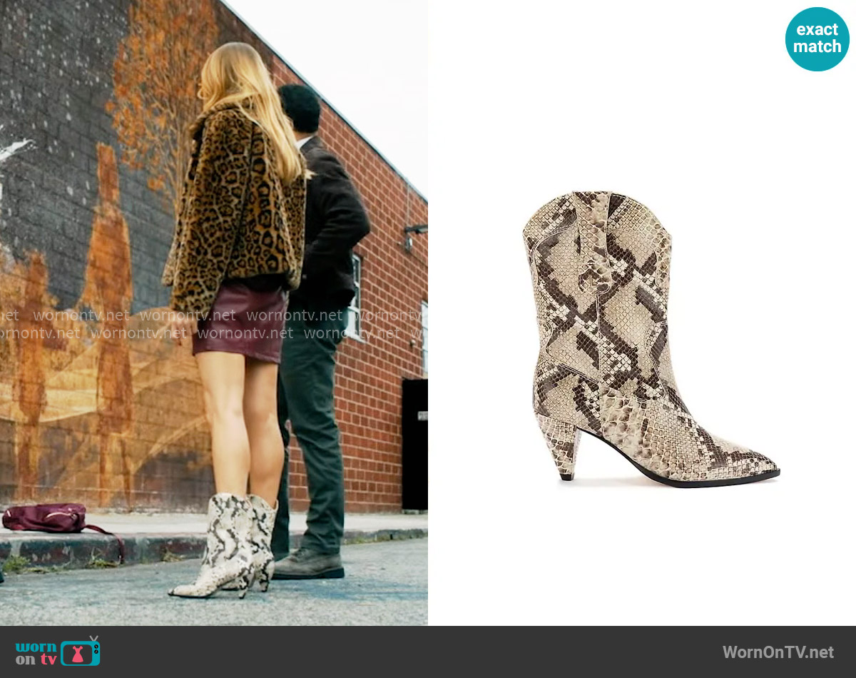 Larroudé  Thelma Boot worn by Morgan Gillory (Kaitlin Olson) on High Potential