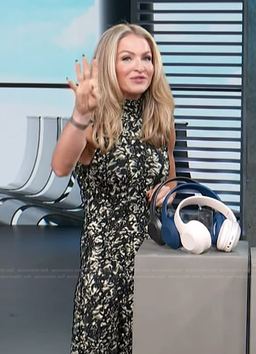 Maria Provenzano’s floral turtleneck dress on Access Hollywood