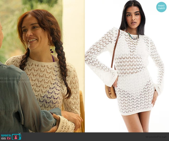 Miss Selfridge Crochet low back long sleeve mini dress in cream worn by Cherry Laine (Olivia Cooke) on The Girlfriend