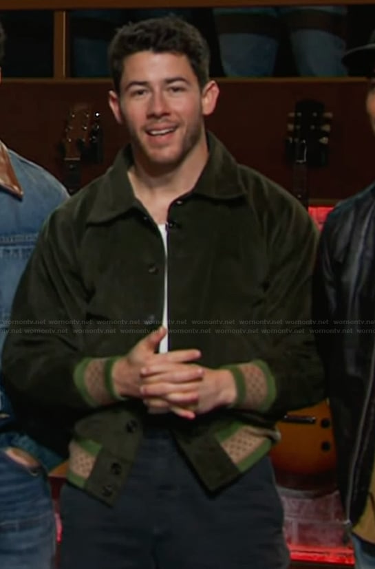 Nick Jonas's green corduroy jacket on The Kelly Clarkson Show