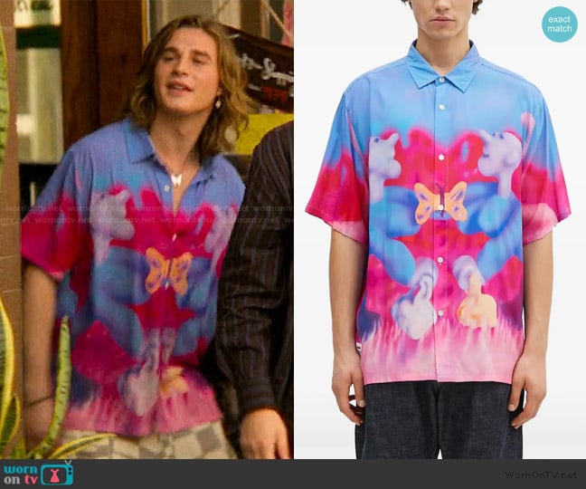 Pleasures Printed short-sleeve shirt worn by Neil Crosby (Axel Ellis) on The Runarounds