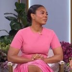 Regina’s pink tee and pleated skirt on The Jennifer Hudson Show